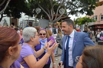 Telde protesta en silencio contra la violencia machista (Foto TA y Francisco Javier Santana)